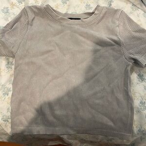 Gray ribbed tee basic